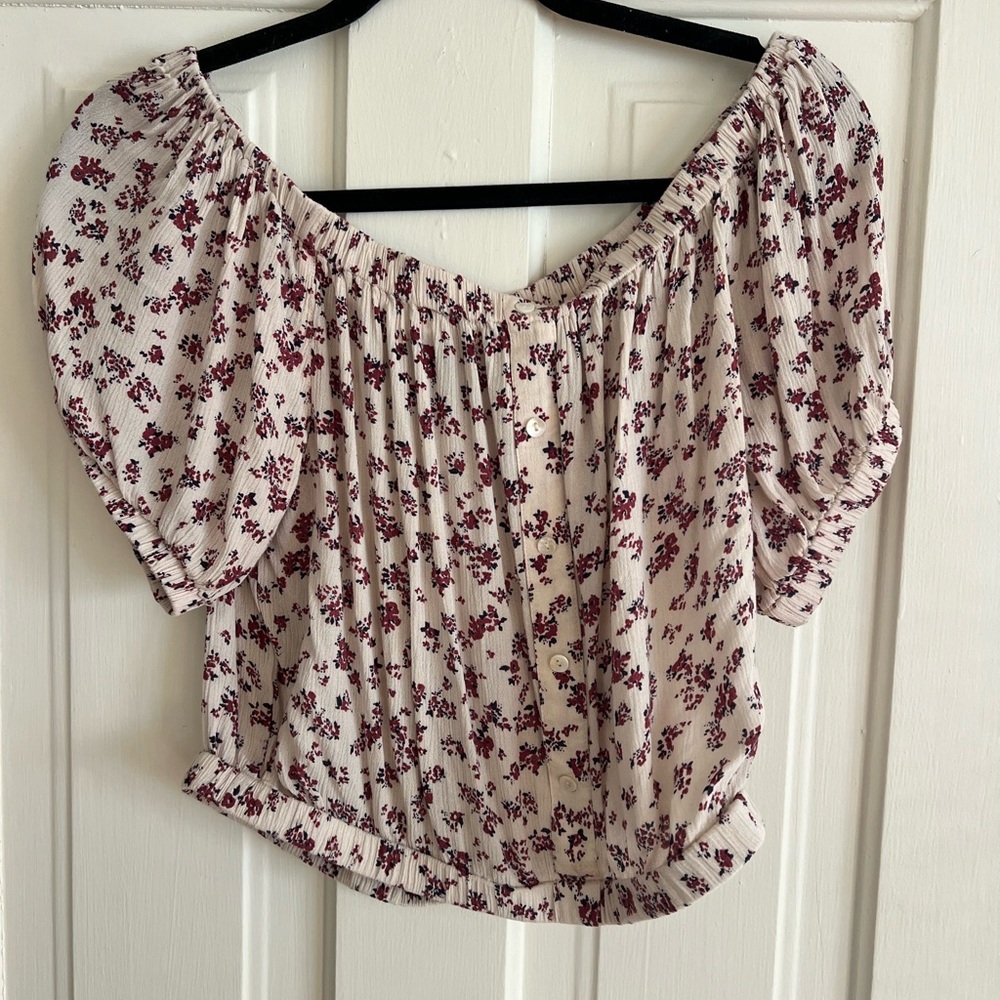Off the shoulder top, size L